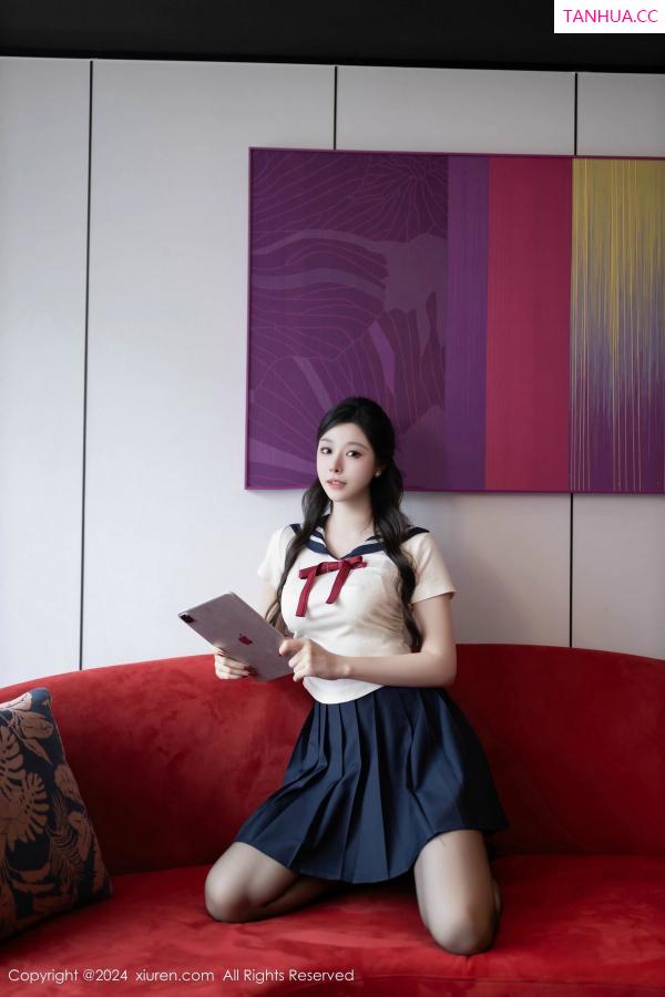逗逗DouDou  [XiuRen]高清写真图 2024.11.29 No.9530 小逗逗 黑丝美腿第15张图片